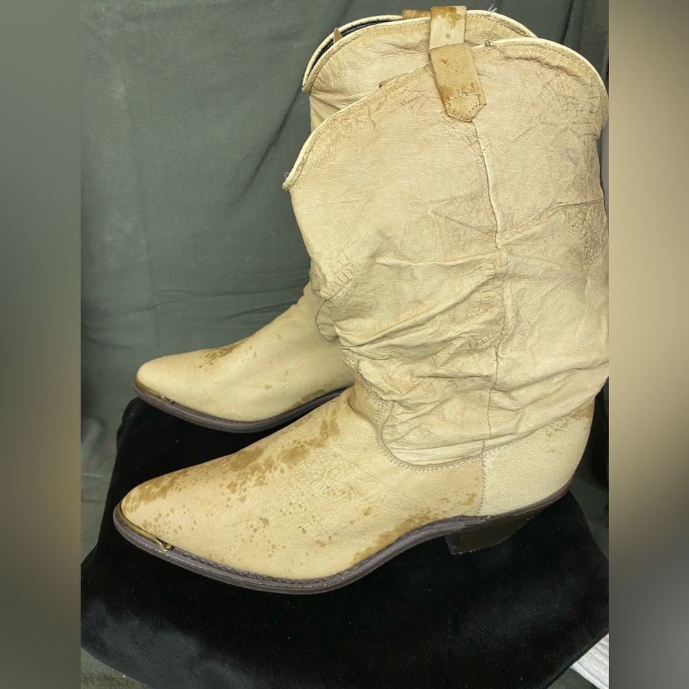 Vintage Dingo Khaki Hornback Ladies Cowboy Boots